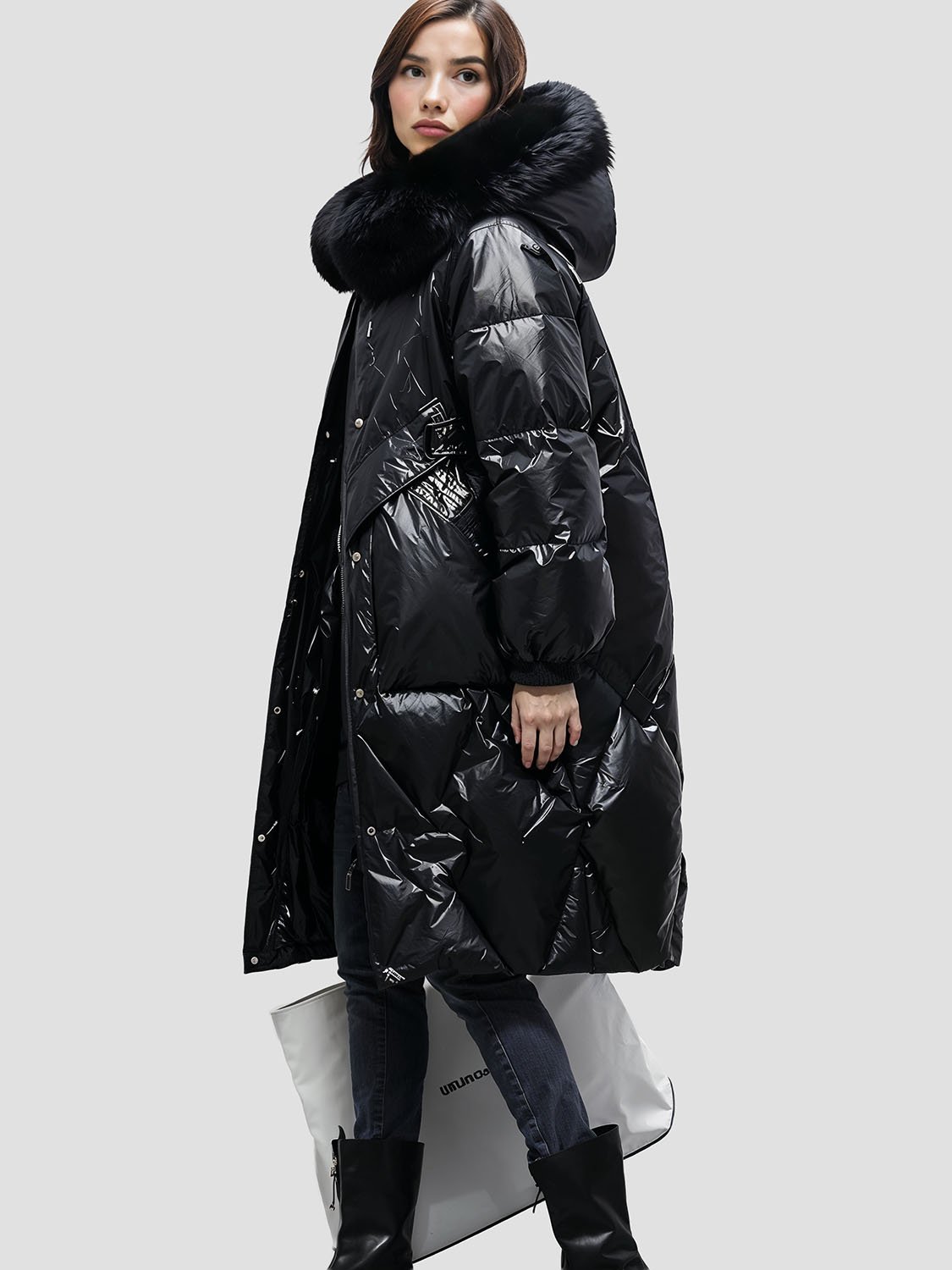 ROYALFUR – Doudoune femme mi longue avec capuche fourrure 5 women's mid-length down jacket with fur hood